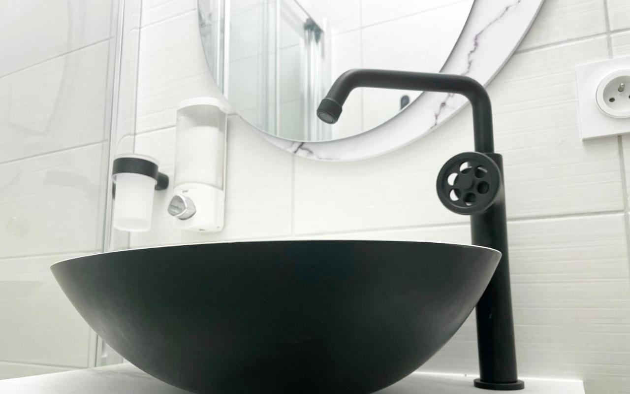 Arina & Julien La Defense-Paris Apartment Сюрен Екстериор снимка