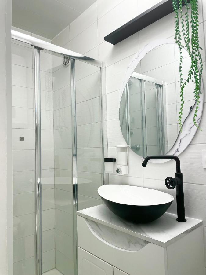 Arina & Julien La Defense-Paris Apartment Сюрен Екстериор снимка